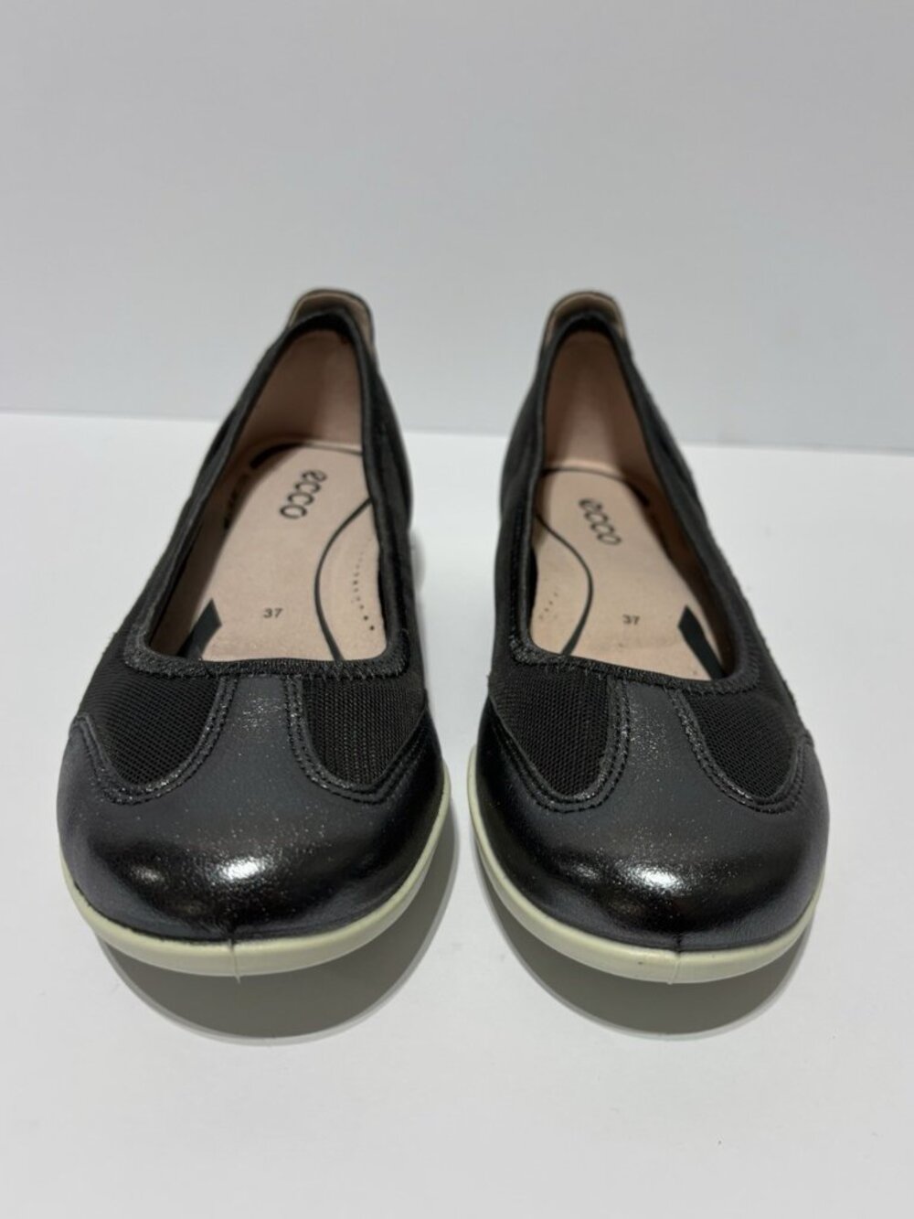 Ecco Women’s Bluma Dark Shadow Ballet Flats, Size EUR 37, US 6-6.5 M - Picture 3 of 6